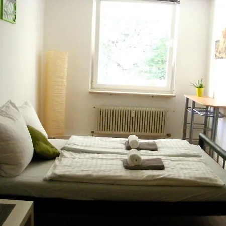 Nettes In Lindenthal Habitación en casa particular *